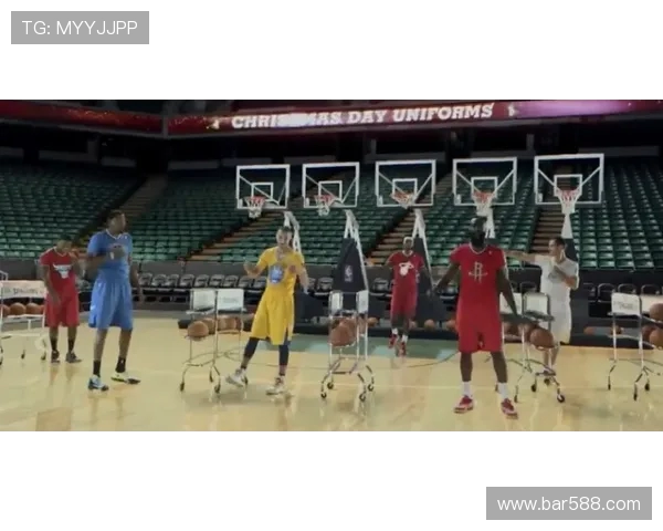 Slam官方回顾历年圣诞大战赛场照球迷热议哪件球衣最帅时刻